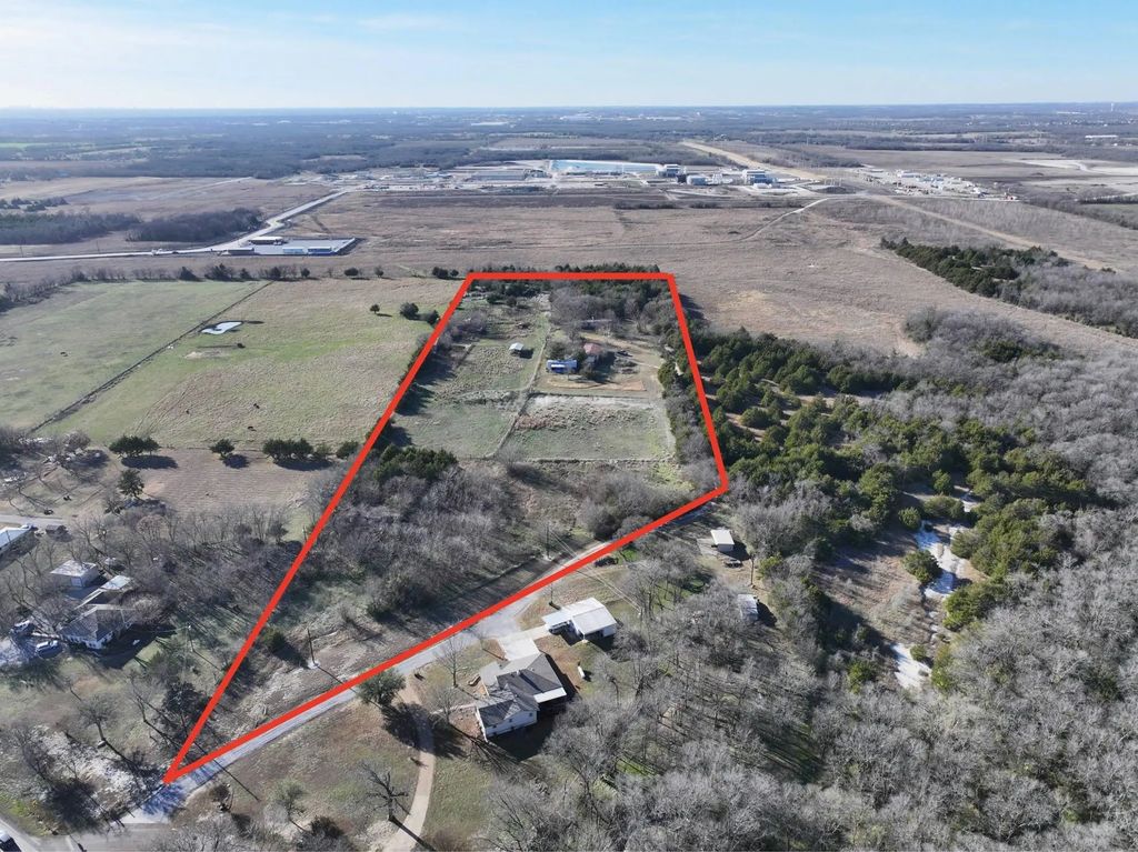 2084 Broken Arrow Lane, McKinney