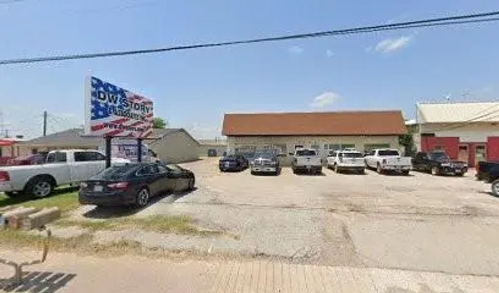1424 S 3rd Street, Mabank