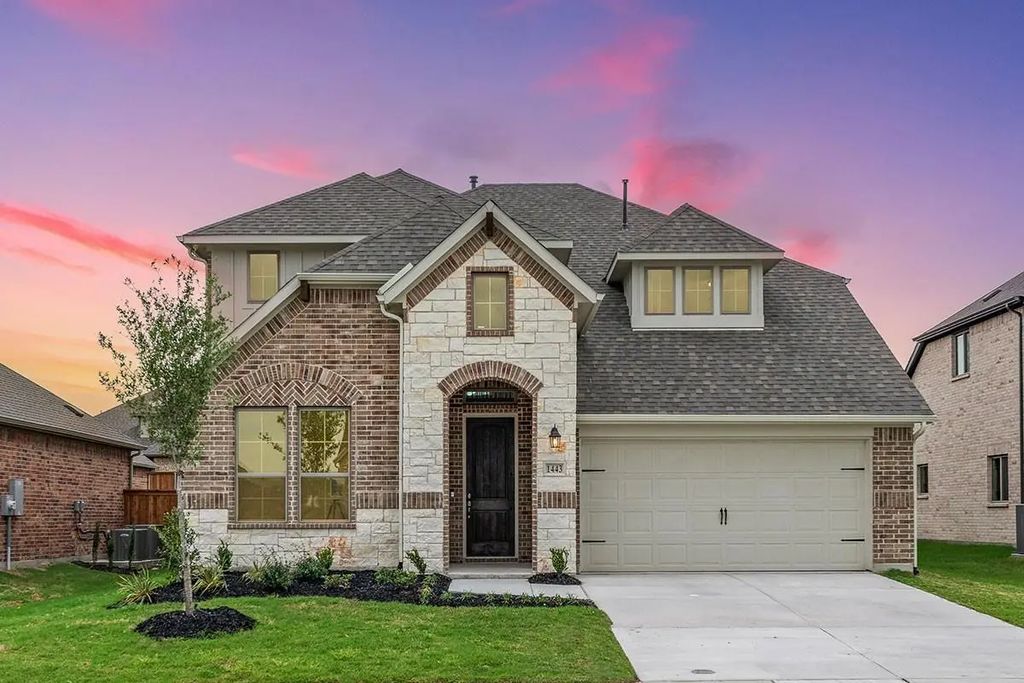 1443 Canadian Lane, Van Alstyne