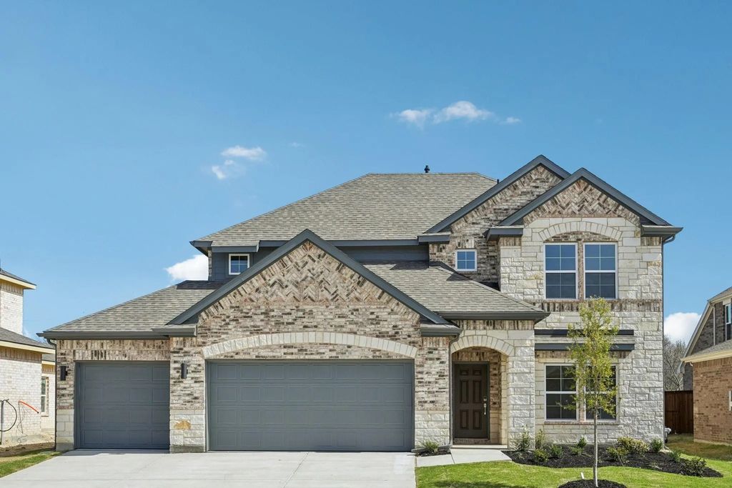 733 Vineyard Way, Forney