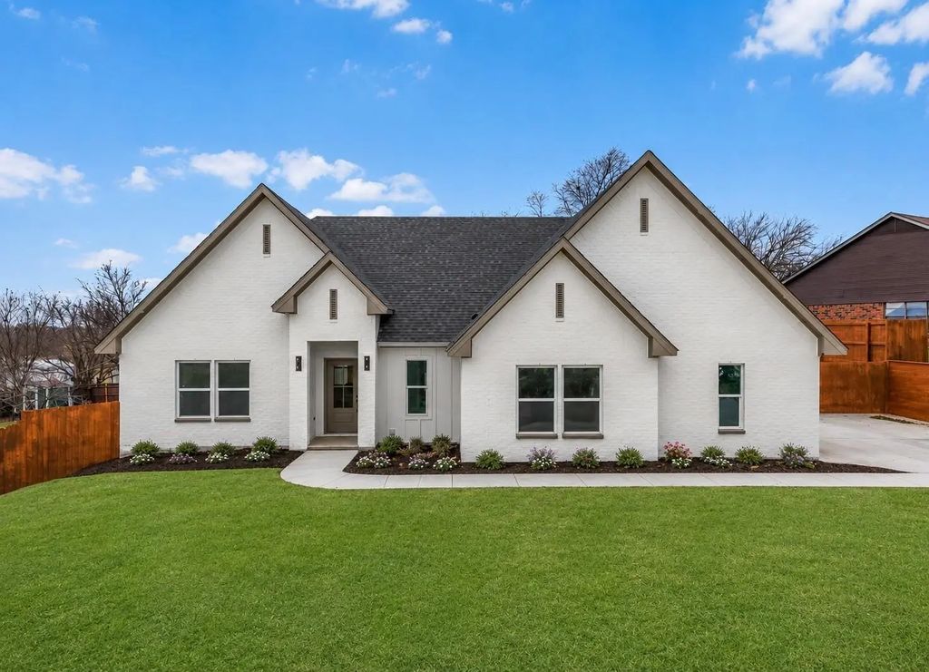 332 Hillcroft Road, Fort Worth