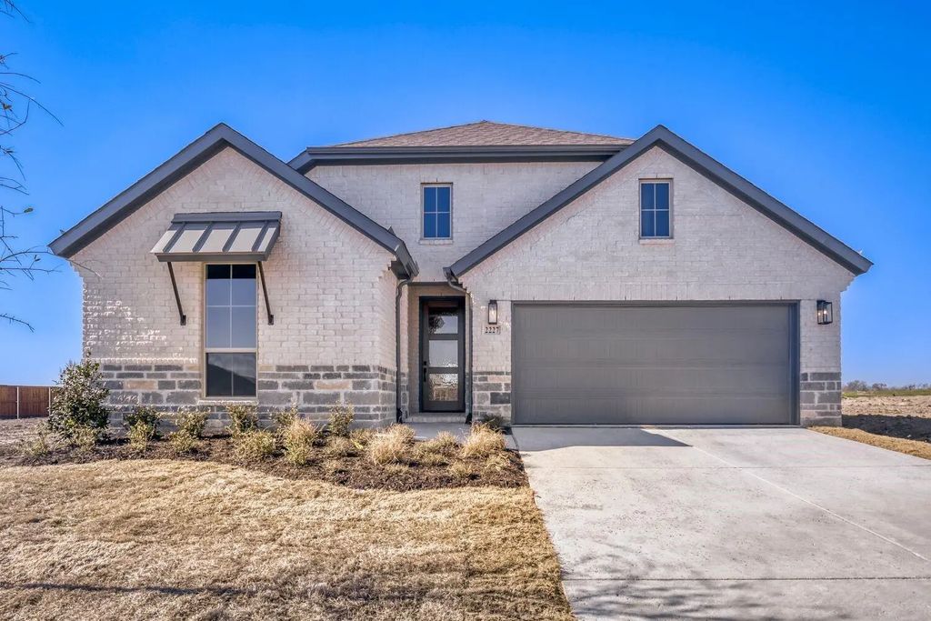2227 Prickly Cactus Drive, Forney