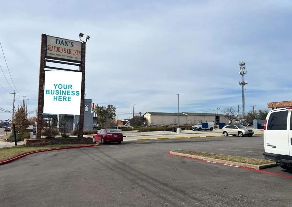 3215 W Pleasant Run Road 200, Lancaster