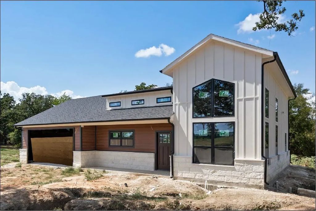413 Caro Drive, West Tawakoni