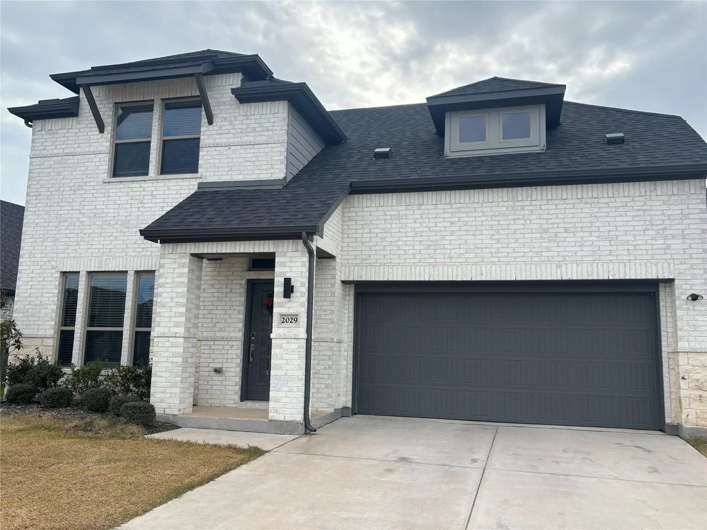 2029 Dovedale Drive, Forney