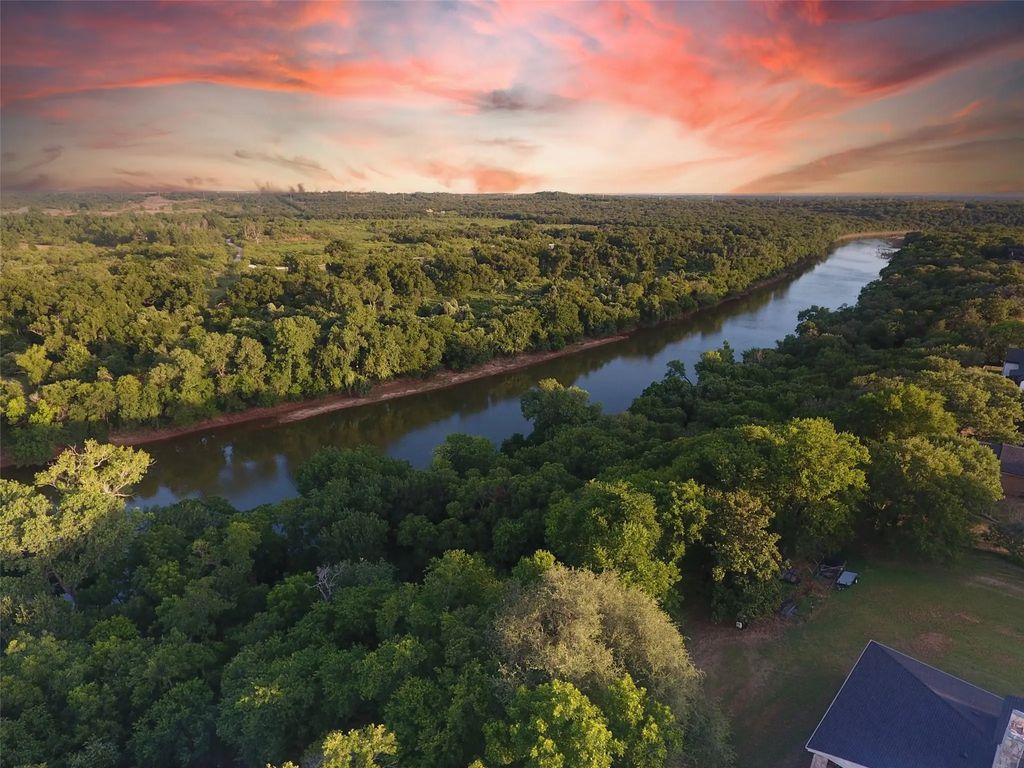 9710 Bellechase Road, Granbury