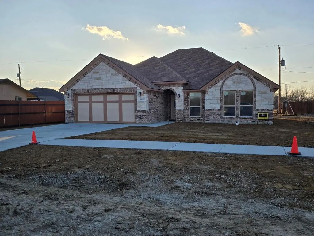 9400 Claudia Drive, Fort Worth