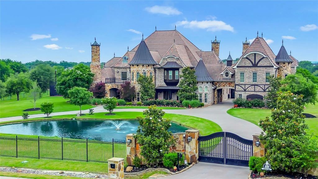 2601 Twelve Oaks Lane, Celina
