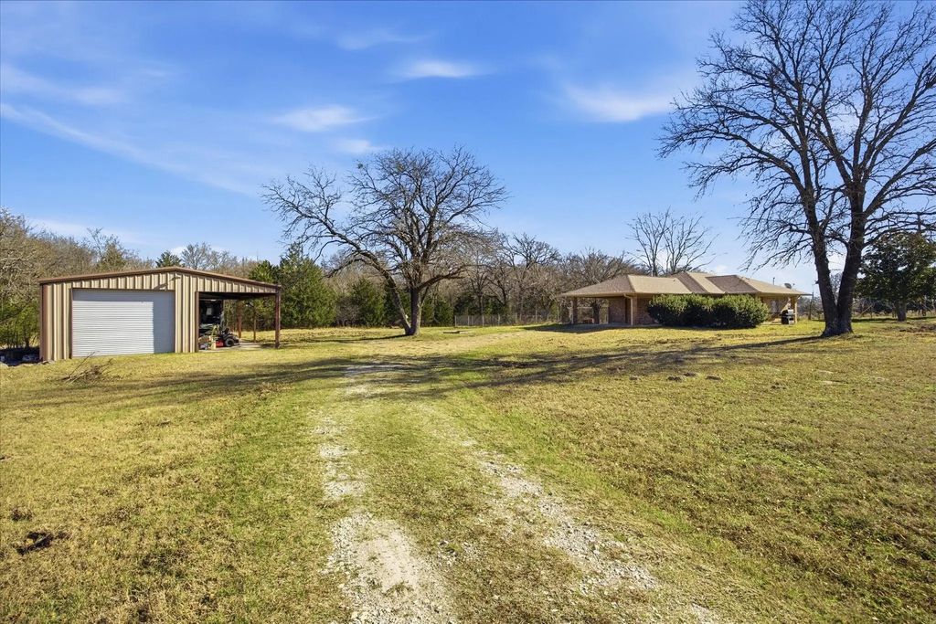 13409 County Road 349, Terrell