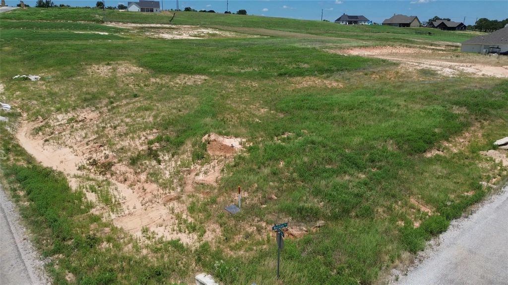 3001 Westfork Way, Springtown