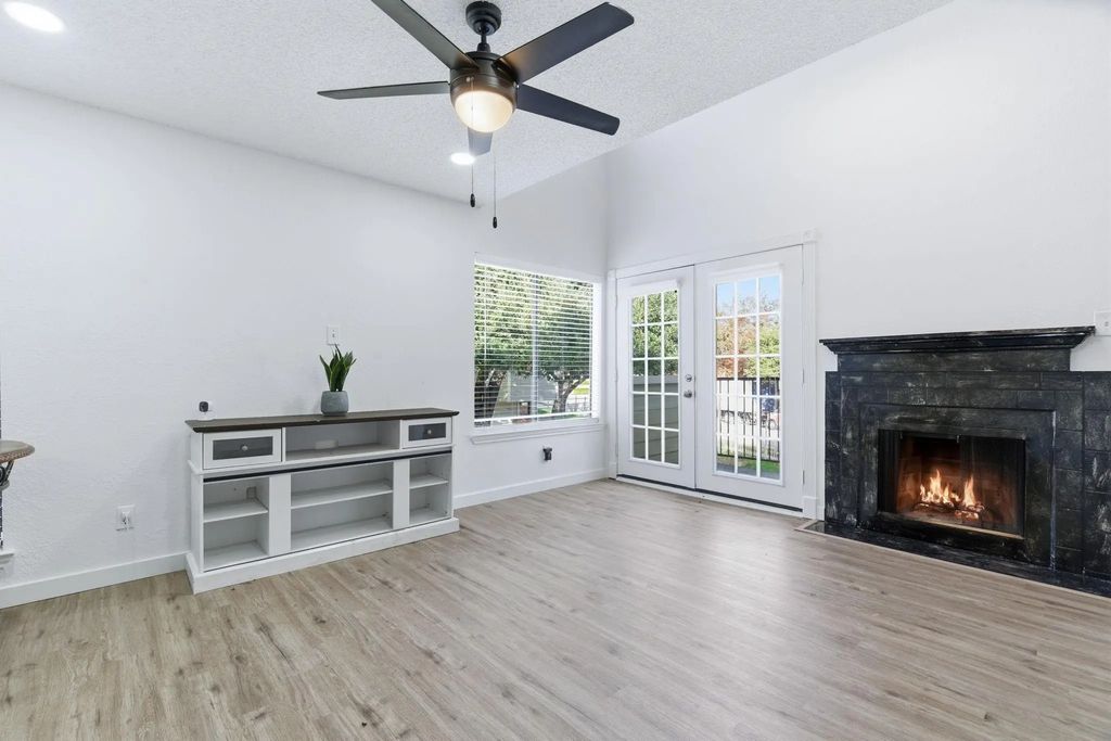 3101 Sondra Drive 201-a, Fort Worth
