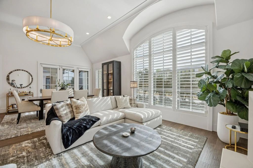 6801 Corporate Drive B16, Plano