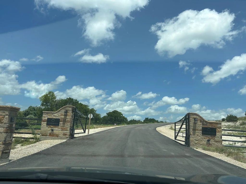 2521 Tom Chaney Drive 104, Cresson