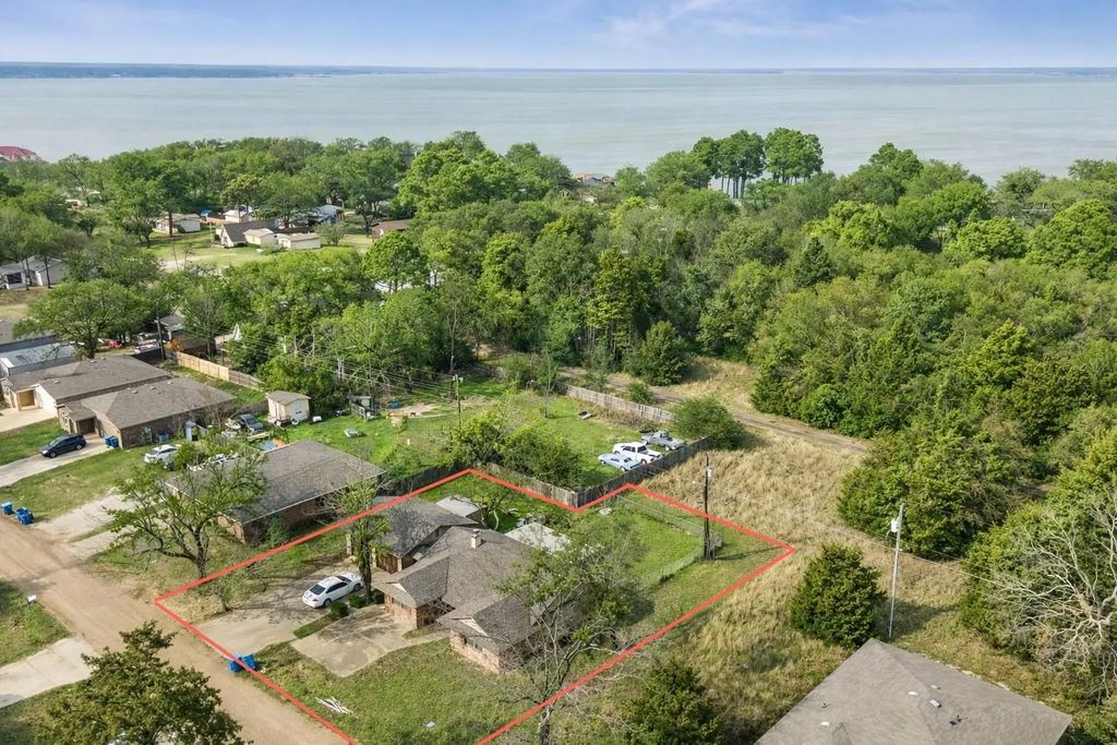 162 Westview Drive, Gun Barrel City