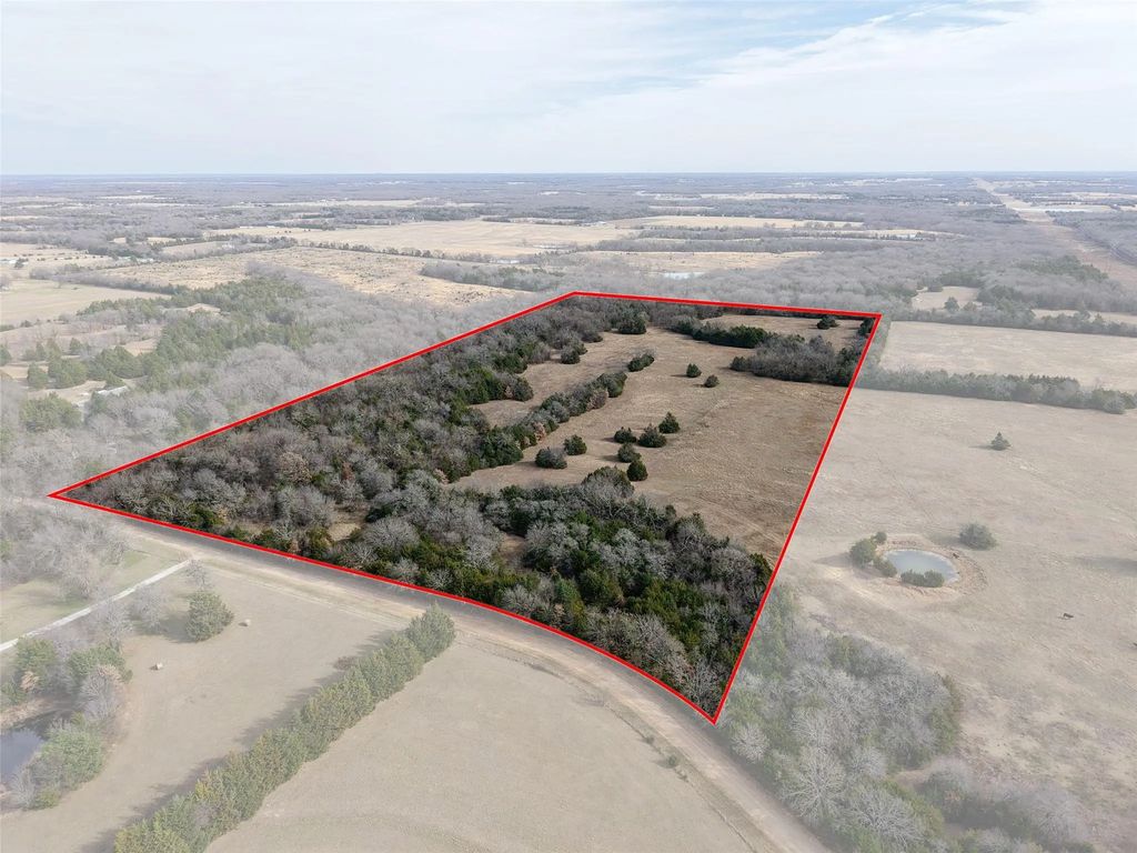 Tract 1 County Road 1255, Savoy