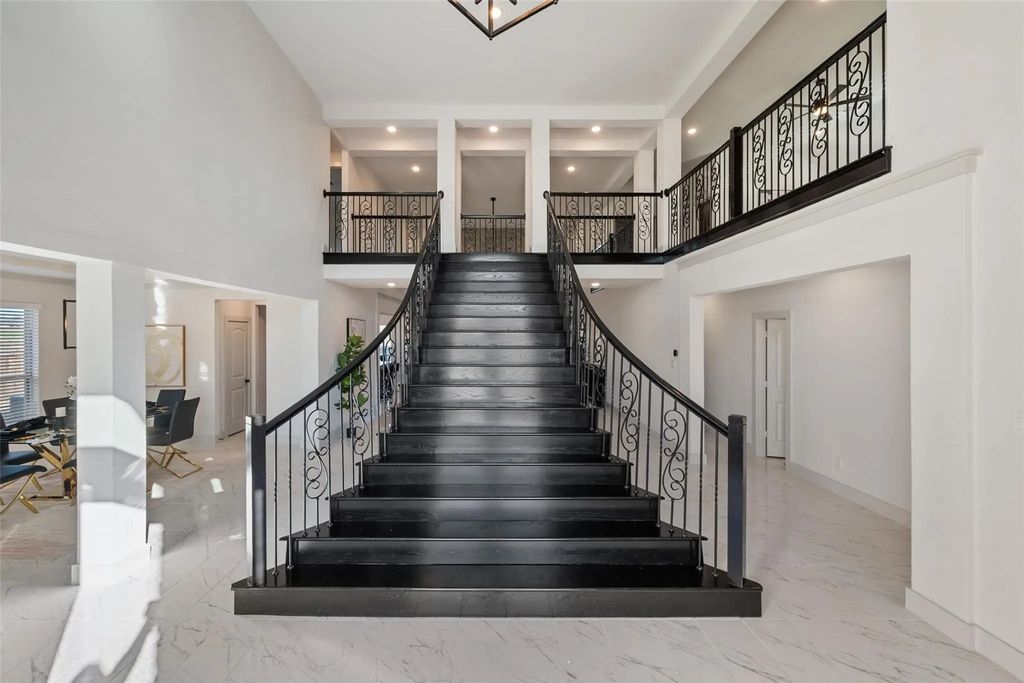 1310 Turkey Trot Drive, Mansfield