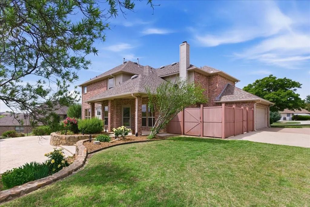 7517 Eagle Ridge Circle, Fort Worth