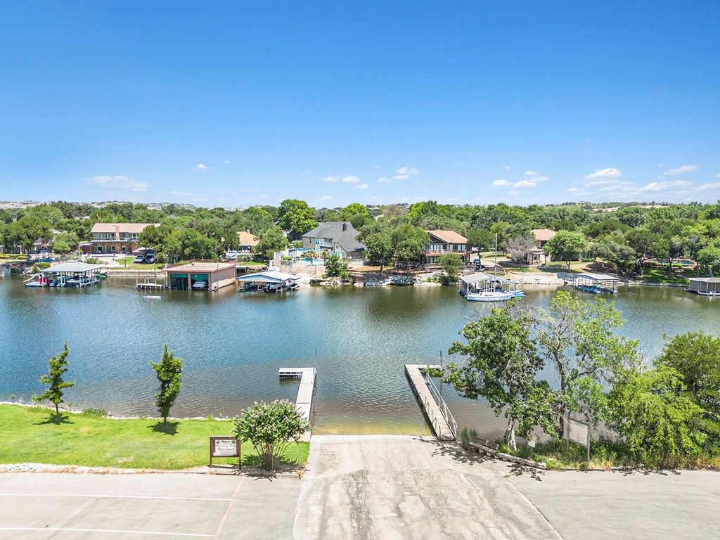 7517 Eagle Ridge Circle, Fort Worth