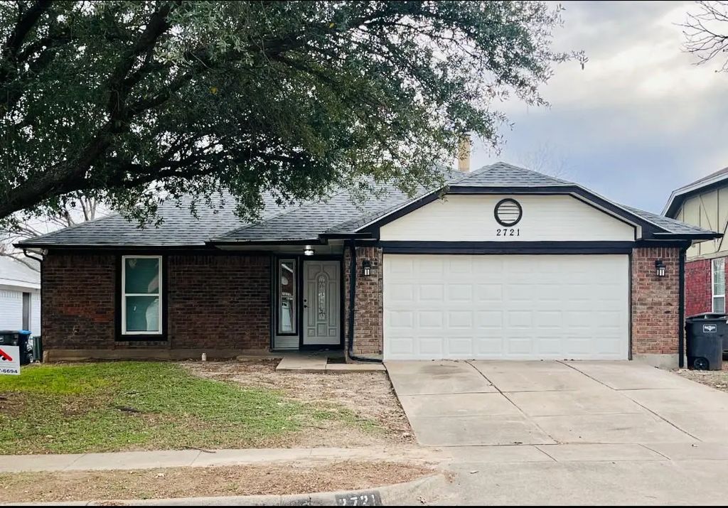 2721 Woodlark Drive, Fort Worth