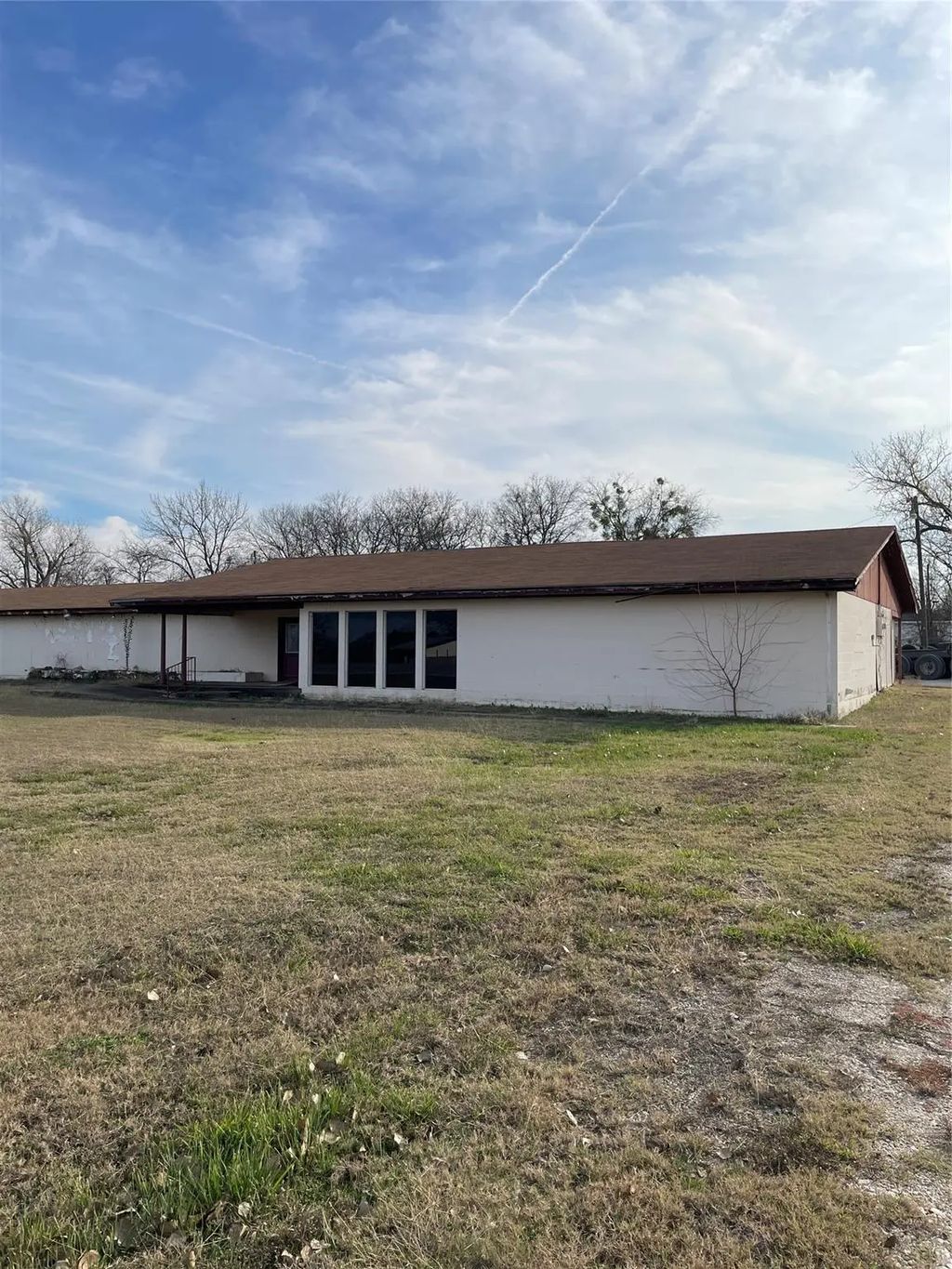 510 E Oak Street, West