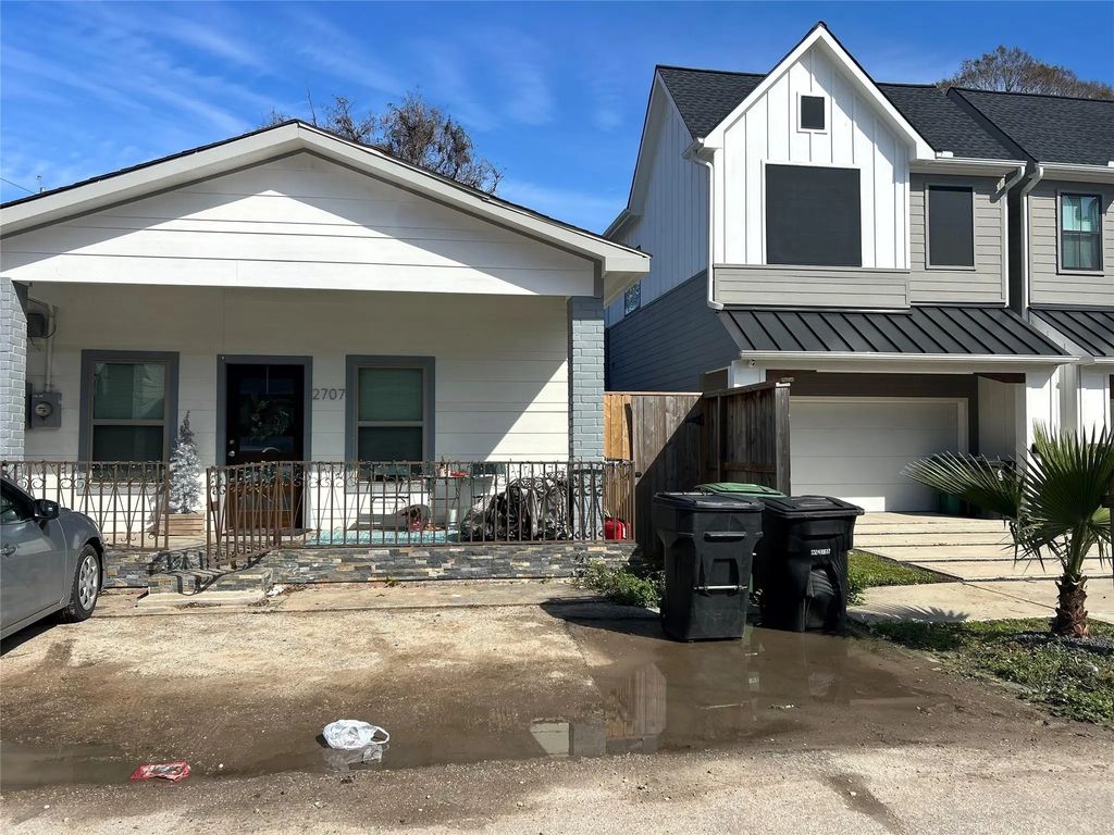 2705 & 2707 S Fox Street, Houston