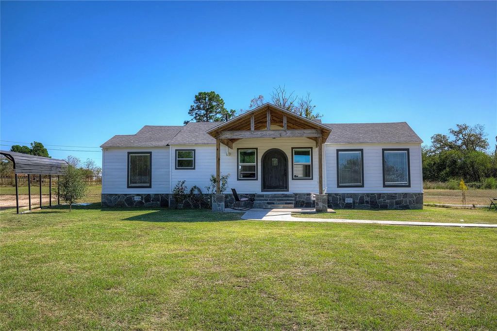 3974 Texas Highway 11 C E, Sulphur Springs