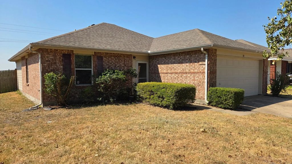 103 Charleston Drive, Anna