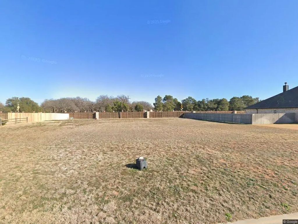 2217 Manor Oaks Terrace, Abilene