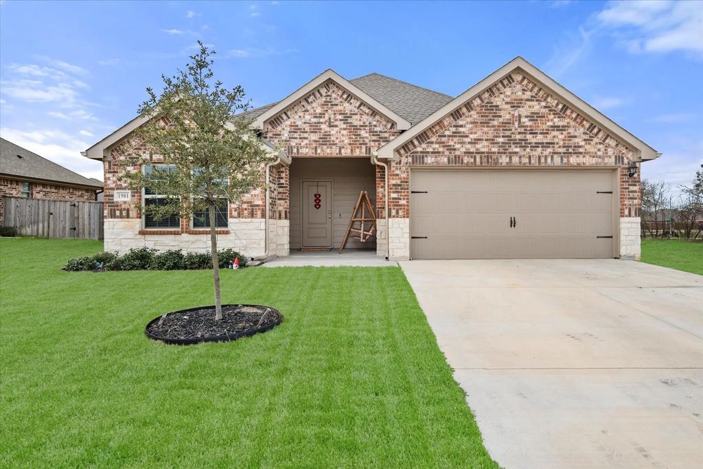 1901 Sandy Knoll Drive, Kaufman