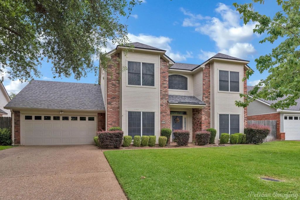 110 Kings Crossing, Shreveport