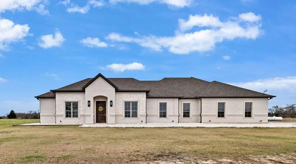 580 County Road 3422, Wills Point