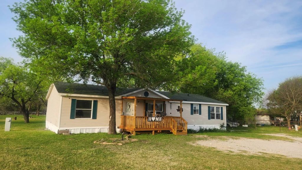 7241 S Interstate 45 Service Road, Alma