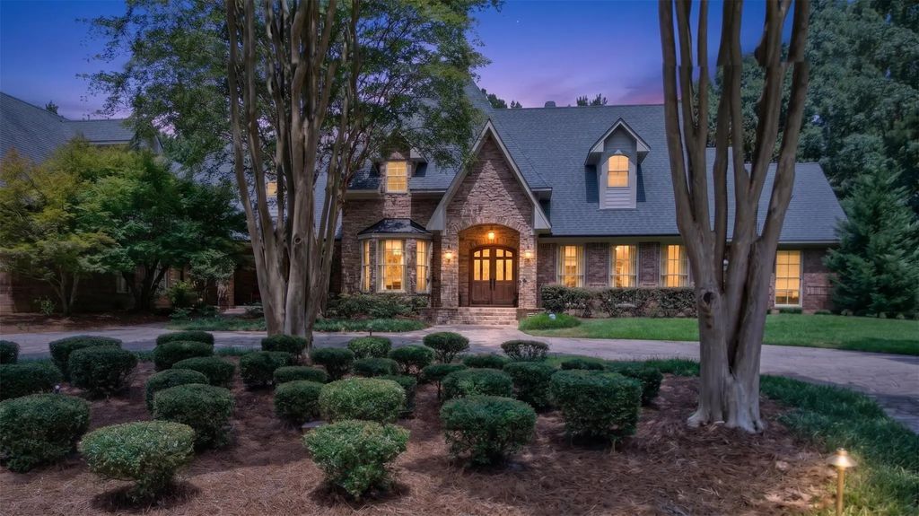 1330 Forest Creek Drive, Shreveport