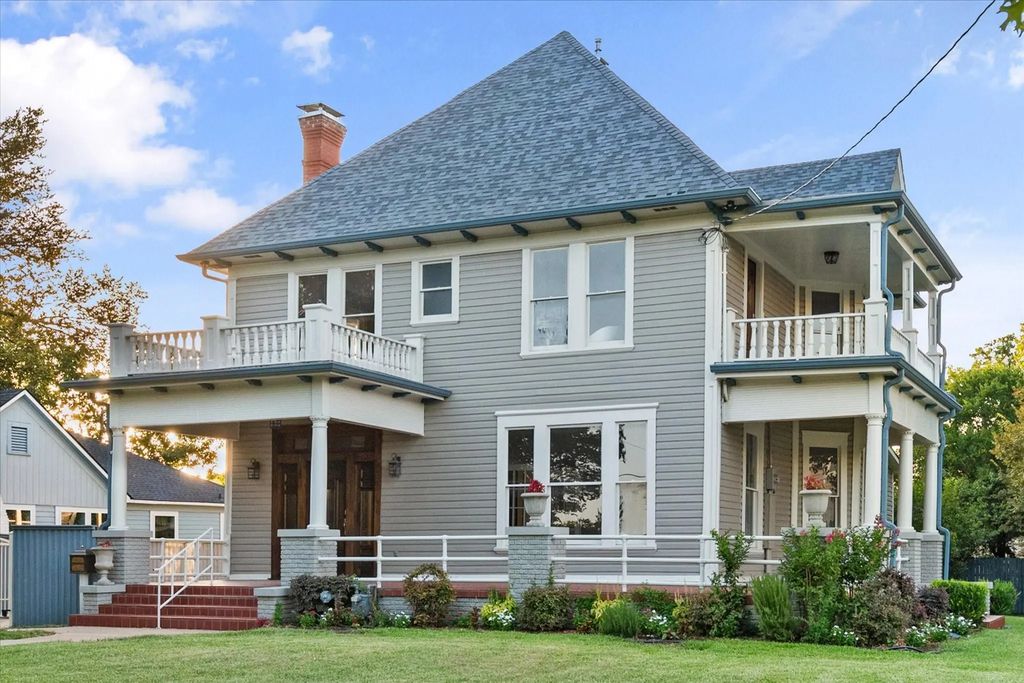 1020 W 3rd Avenue, Corsicana