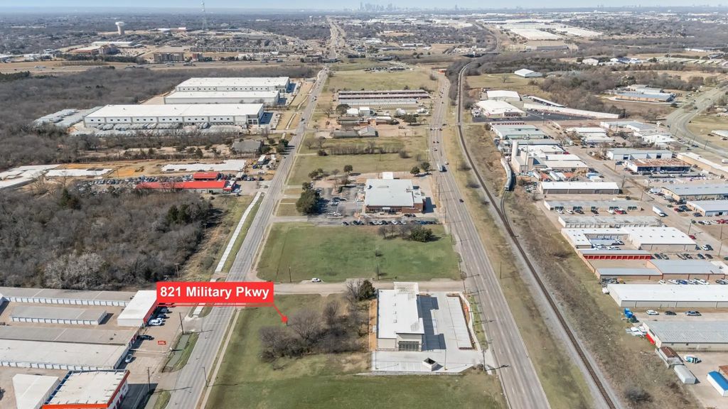 821 Military Parkway, Mesquite
