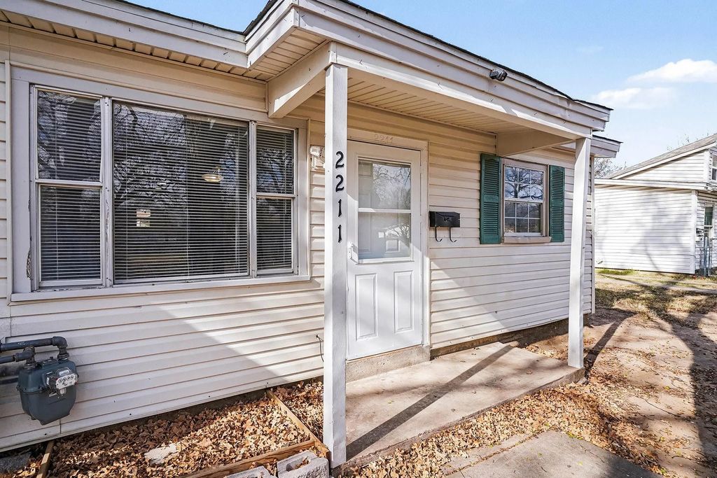 2211 Barbell Lane, Fort Worth
