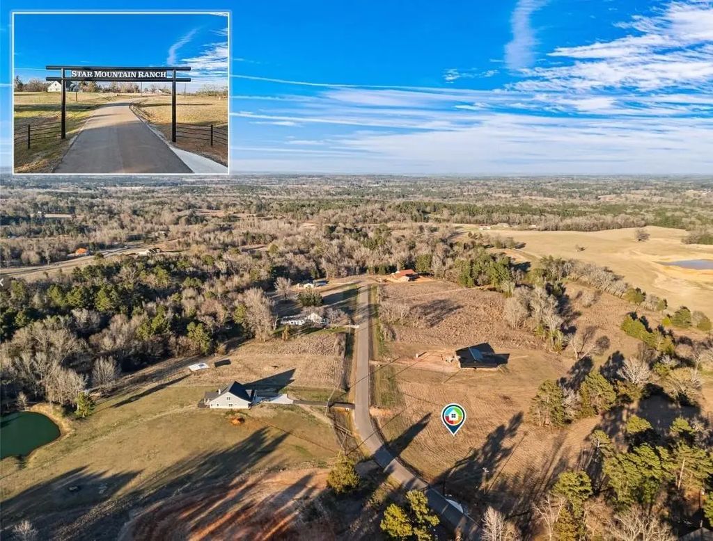 12753 Ridgeway Court, Winona