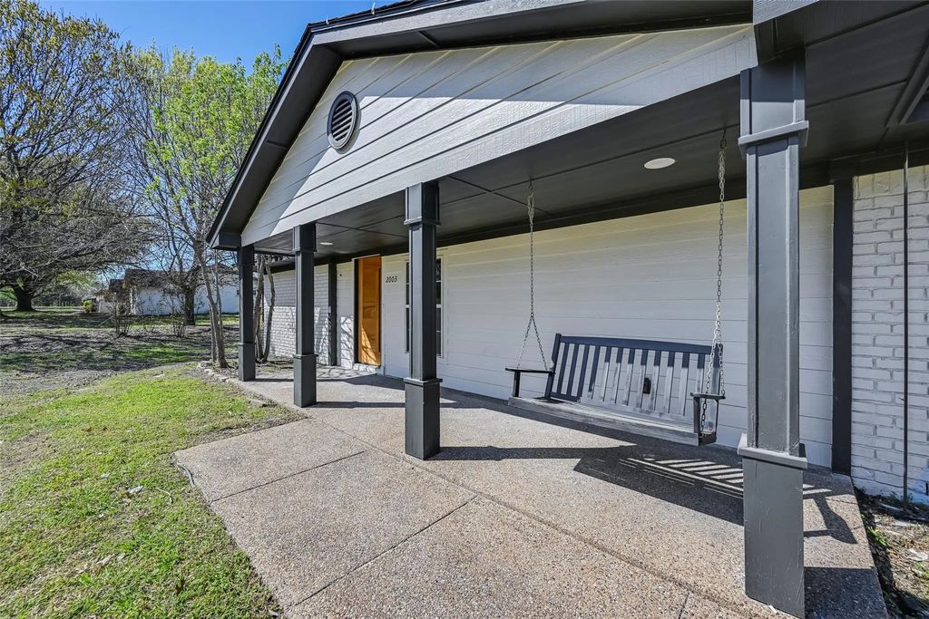 2003 Cartwright Drive, Sachse