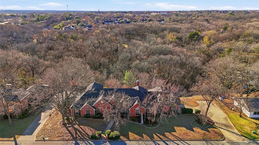 2210 Meadows Lane, Sherman