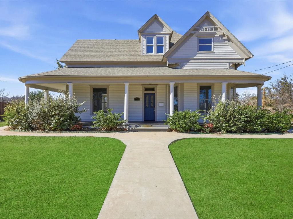 1401 Arp Street, Commerce