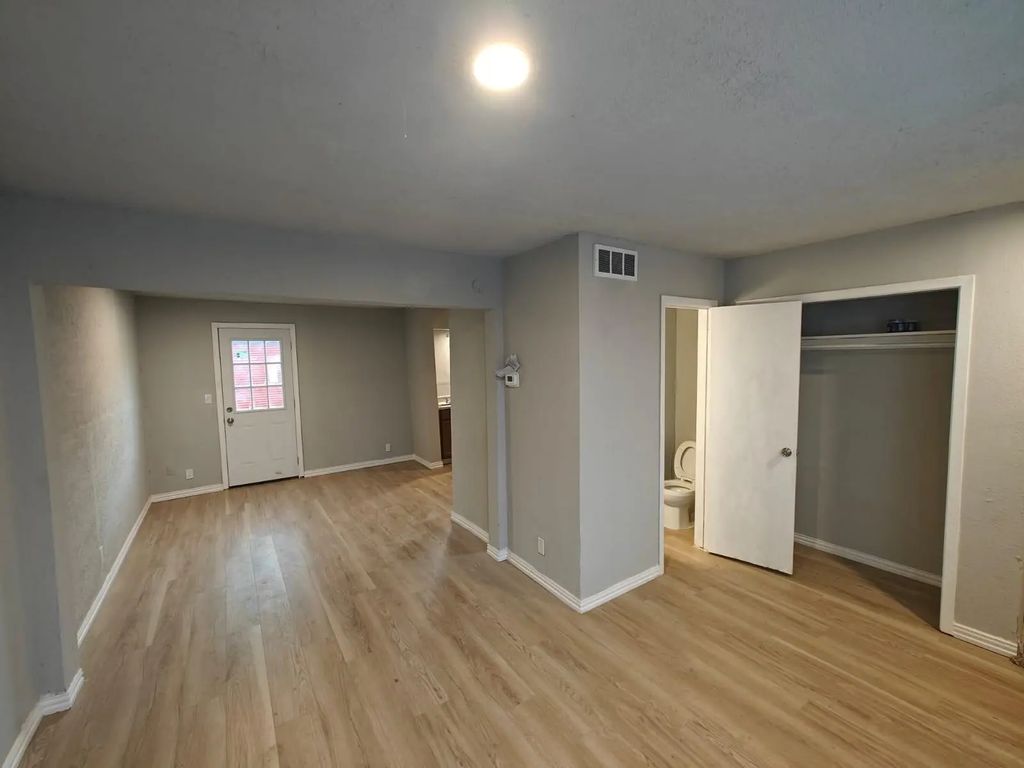 811 N Spears Street 102, Alvarado