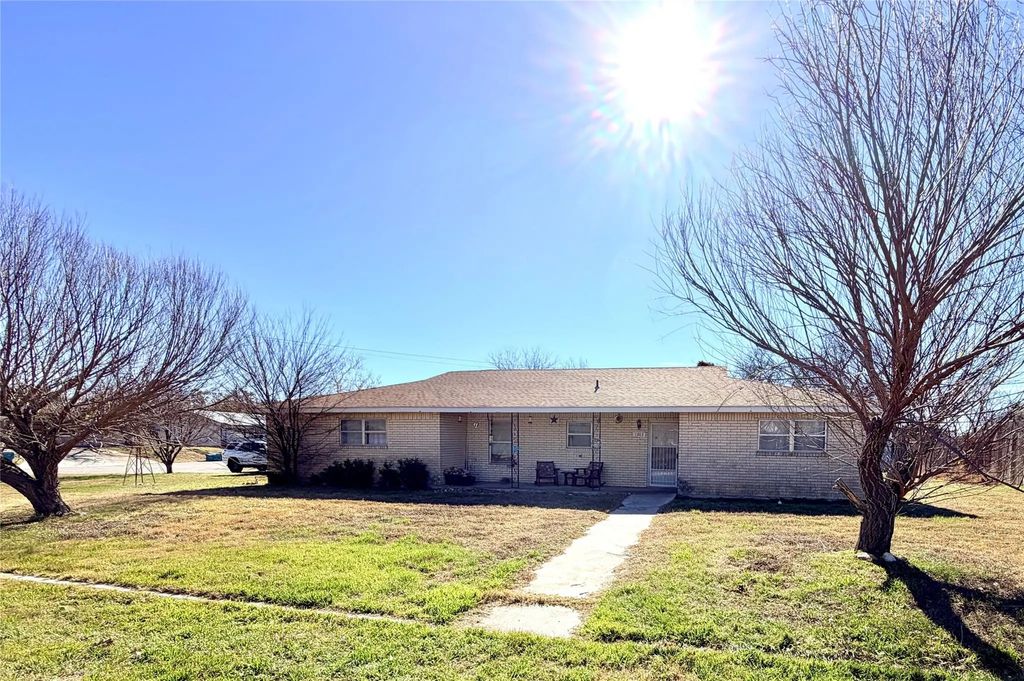 1303 Hanna Valley Road, Goldthwaite