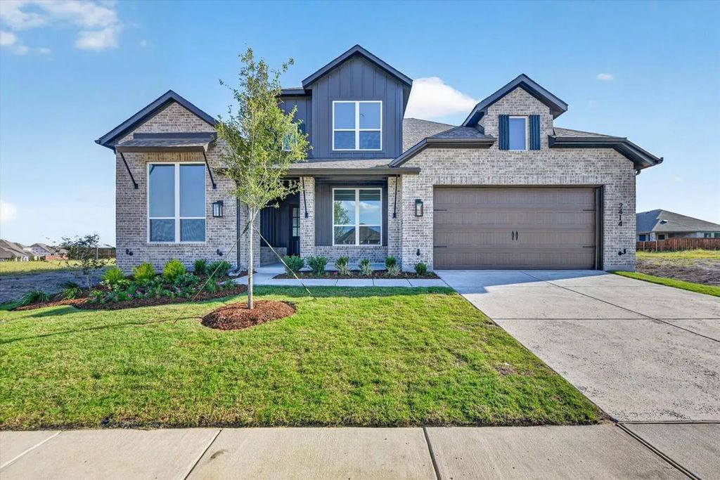 2414 Drummond Street, Forney