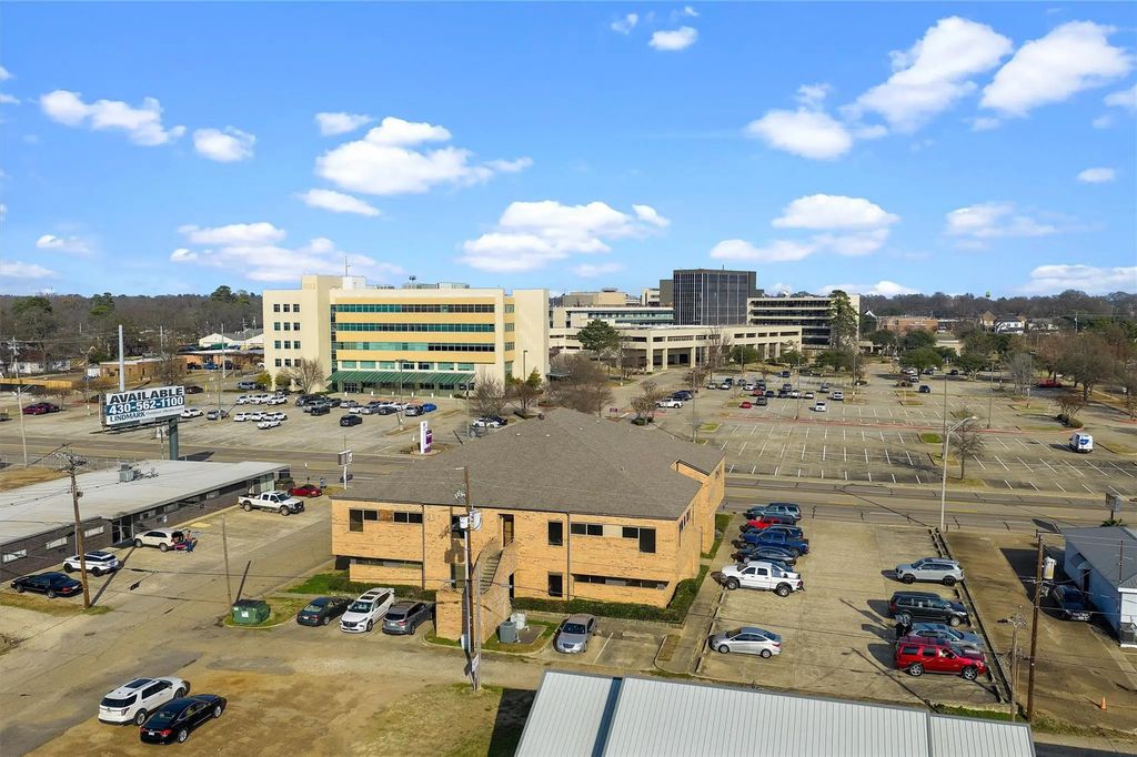 921 Texas Boulevard, Texarkana