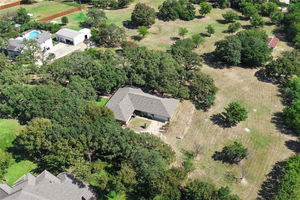 225 Timberline Lane, Southlake