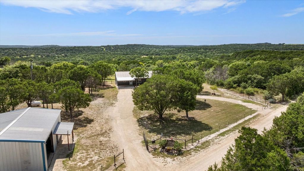 3761 County Road 149, Bluff Dale