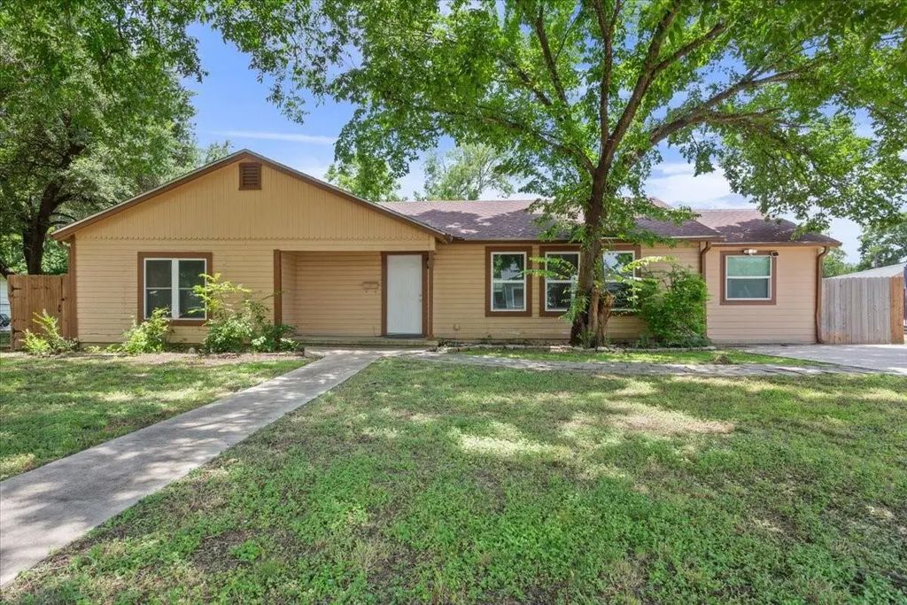 102 E Southland Avenue, Marlin