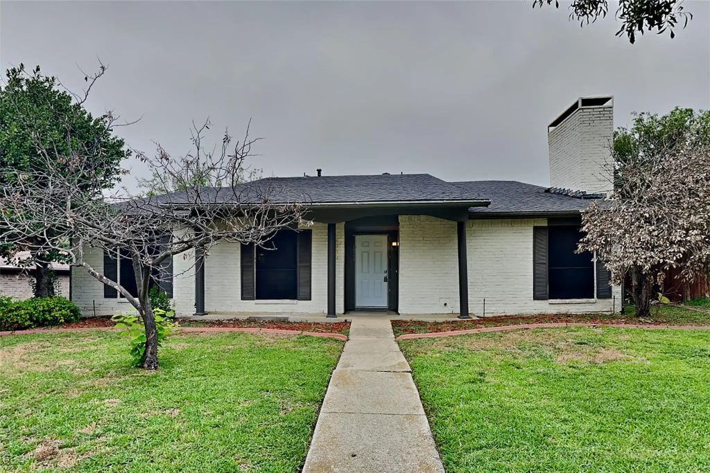 1711 Chesterfield Drive, Carrollton