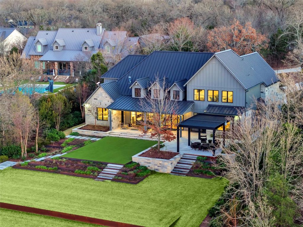 211 Deer Valley, Mabank