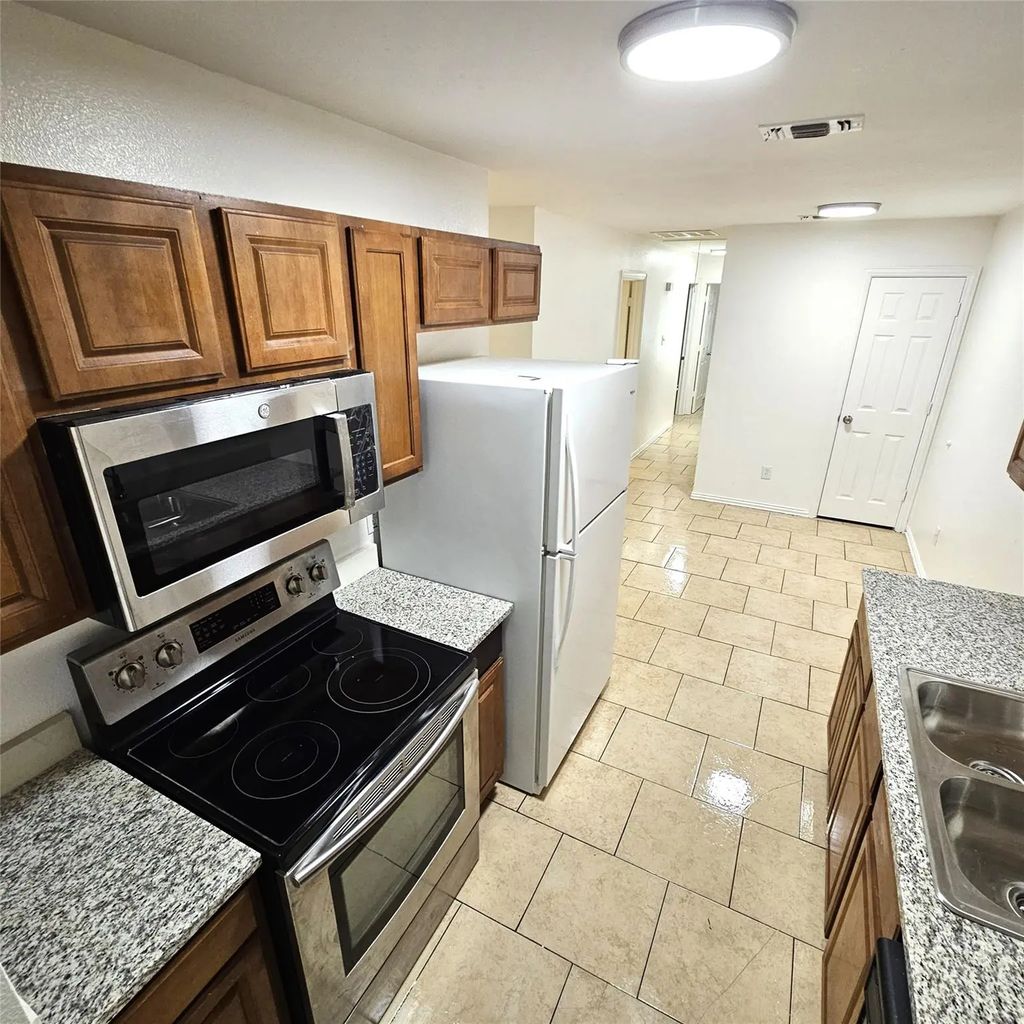 1810 Wiseman Avenue, Fort Worth